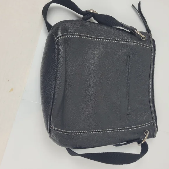The Sak Crossbody Purse - Black Leather - Picture 11 of 12